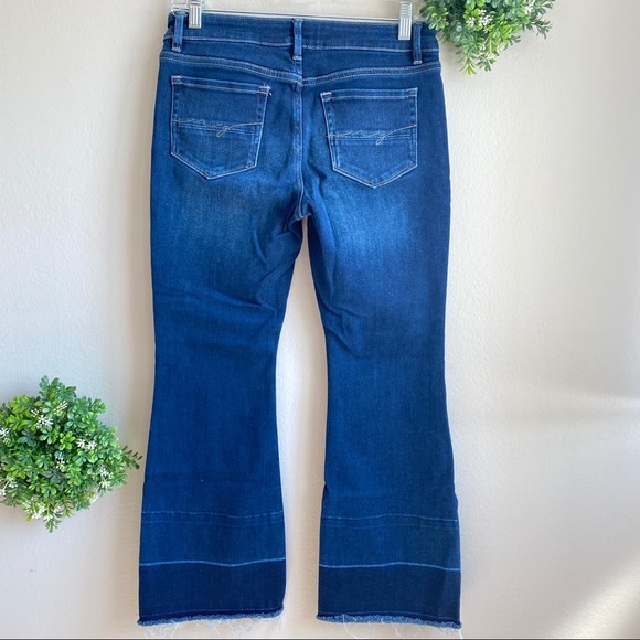 New York& Co SOHO crop flare raw hem jeans size 6 - Picture 2 of 7